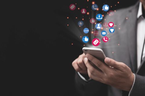 7 Tipps zur Steigerung des Webseiten-Traffics und Umsatzes mit HubSpot CMS Social Media